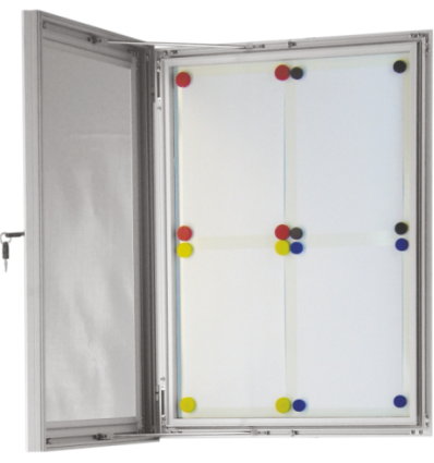 Vitrine murale extérieure fond métal